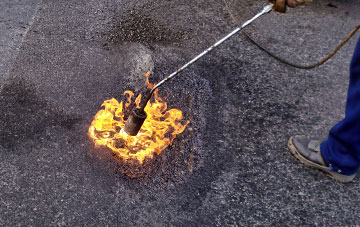 Lea Yeat flat roofing repairs